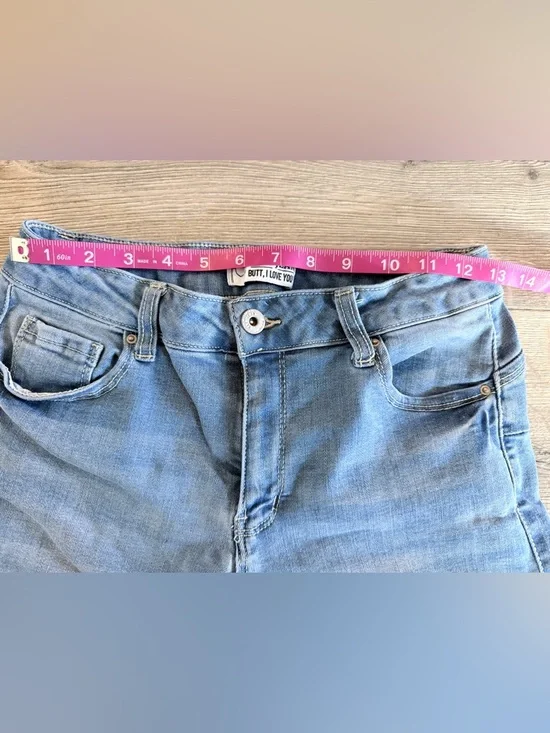 Wax Jean Light Wash Blue Denim Rolled Hem Shorts - Picture 7 of 9